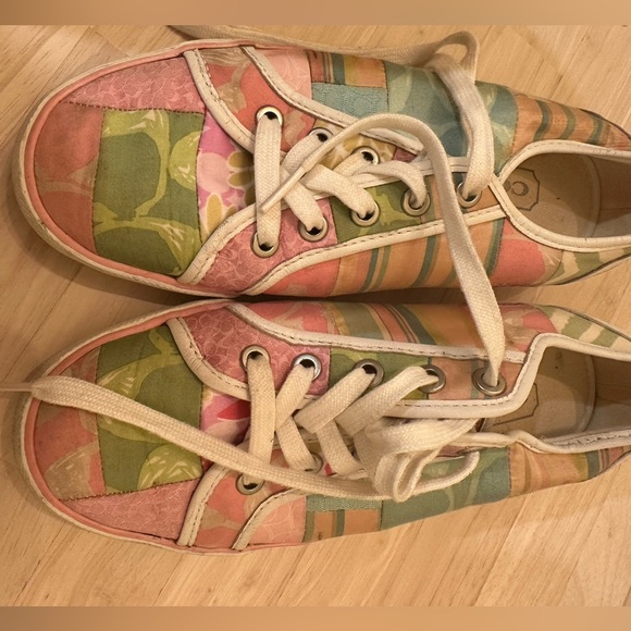 COACH VINTAGE PATCHWORK CANVAS AND LEATHER SNEAKERS - Picture 9 of 12